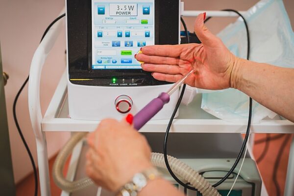 Dispositivo para tratamento de varizes por coagulação endovasal a laser